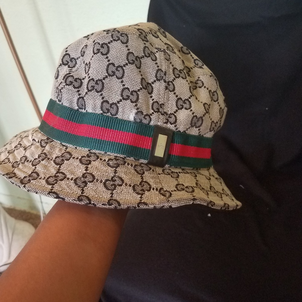 GUCCI Bucket hat